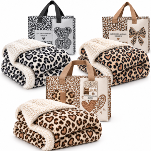 Coperta agnellata matrimoniale 200x220 cm animalier con cuori – morbida e calda con borsa coordinata